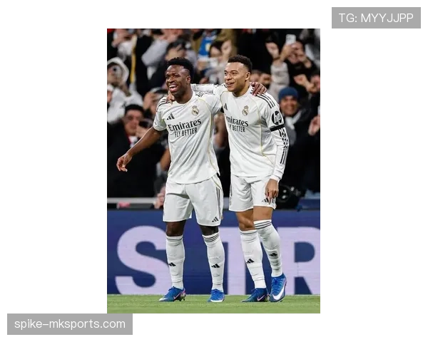 姆巴佩领衔新星闪耀,欧冠四强表现引瞩目 姆巴佩领衔新星闪耀,欧冠四强表现引瞩目