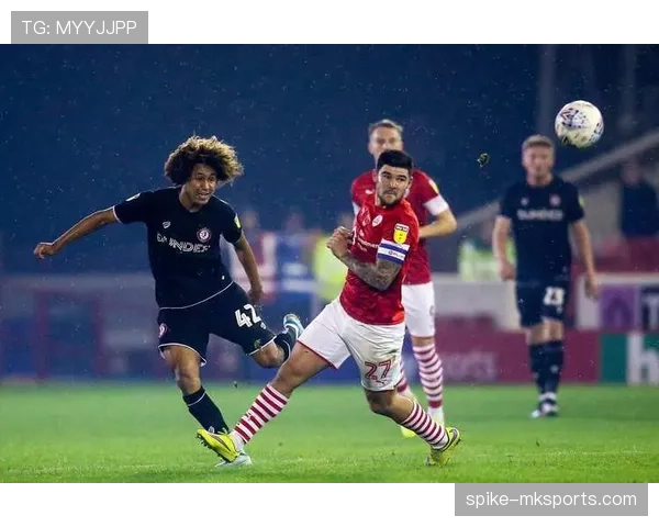 布莱克本防守反击