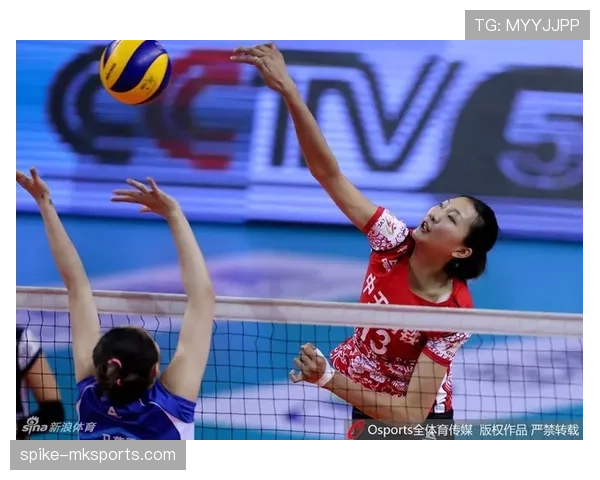 惠若琪退役后这生活也太松弛了吧，泡咖啡看书晒太阳，完全不像当年场上吼一嗓子震全场的人