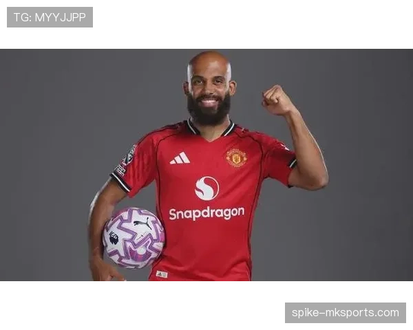 曼联关键比赛抗压能力不足问题显现，对赛季关键阶段表现形成制约